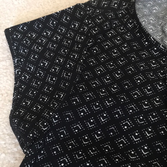 SONOMA black/white print top - Medium - Picture 5 of 6